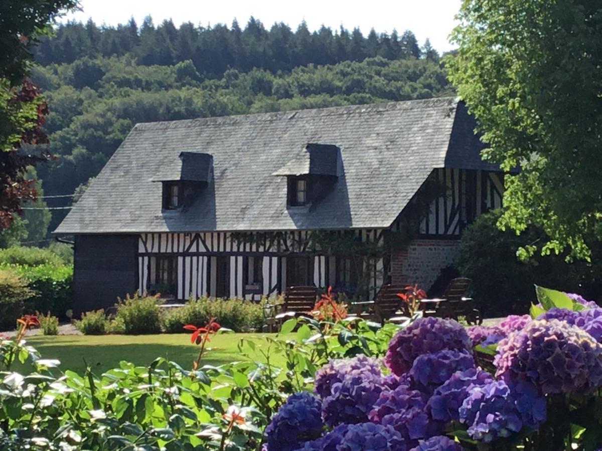 Отель Le Grand Clos De Saint Martin Genneville Экстерьер фото